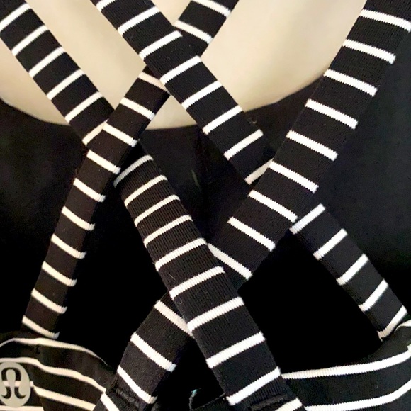 LULULEMON Energy Bra Black & White Stripes - Picture 6 of 7